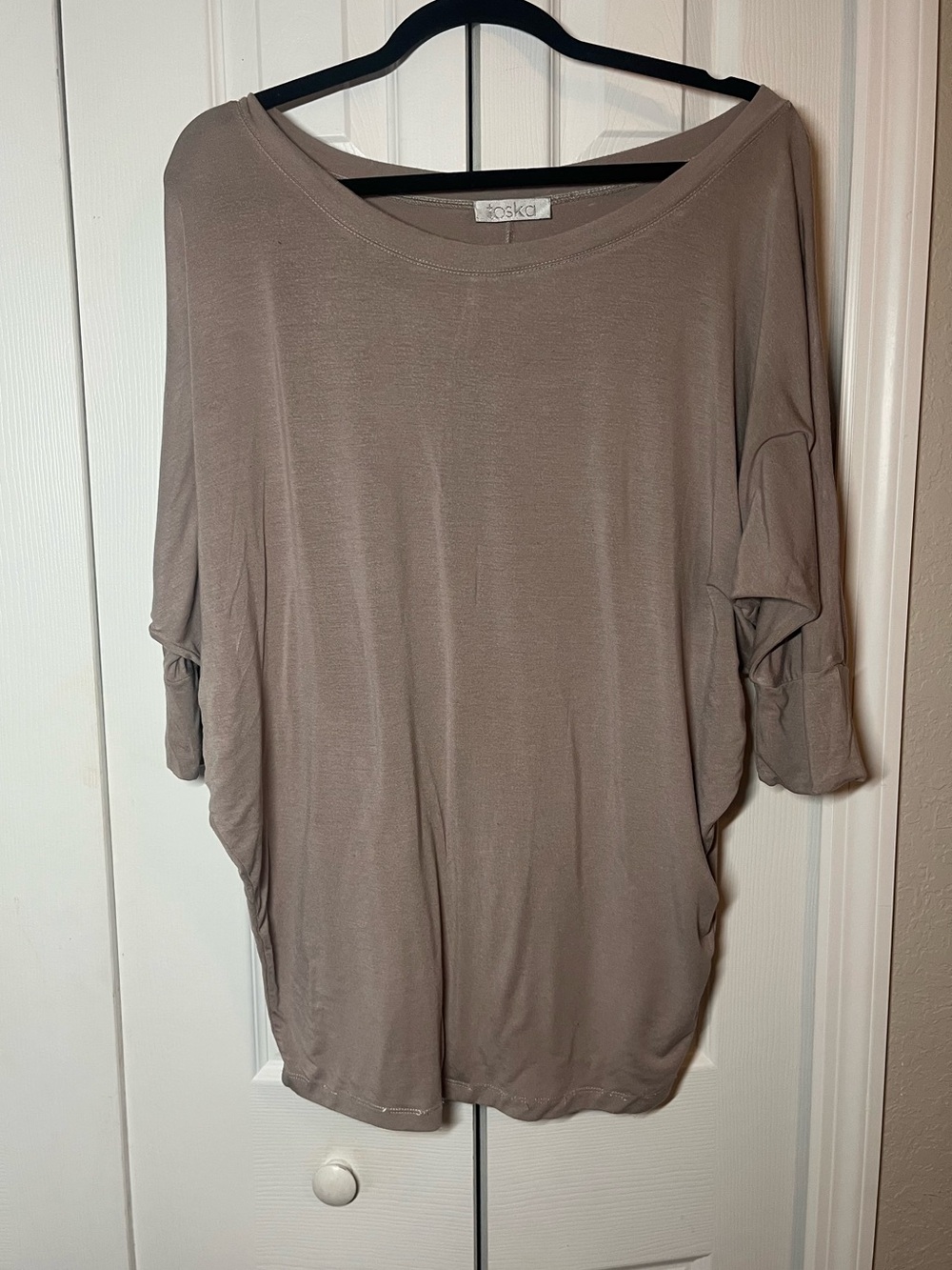 Toska Womend Tunic 3/4 sleeve off the shoulder flowy shirt size Large